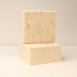 oatmeal honey goat milk soap gentle exfoliation, soothing hydration